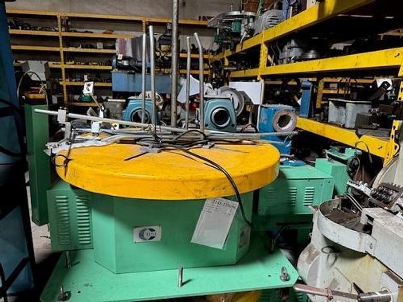 42&quot; HSI M# HR-1005 WIRE STAND