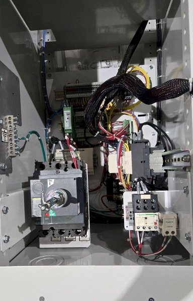 SCHNEIDER ATV660U75T4N2AAYBBNFLPQTEP201EP224EP225EP499-SPL VFD 10HP USED