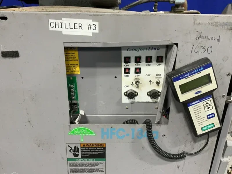 CARRIER 30 BAR CHILLERWATER COOLED CHILLER  -  30HXC076R—661KA
