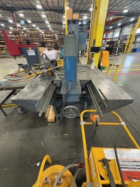 20&quot; X 13&quot; DOALL VERTICAL CIRCLE CONTOUR BAND SAW WITH METL SAW HYDRAULIC ROTATING FLOW TABLE STOCK# 4117