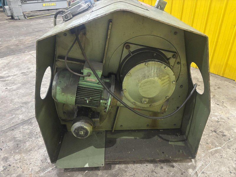 3.5&quot; x 3.5&quot; x 3/8&quot; ROUNDO MODEL #R-4 HYDRAULIC ANGLE BENDING ROLL: STOCK #23594