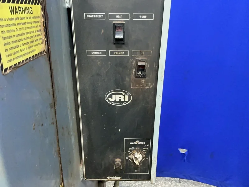 SAFETY-KLEEN 23” X 23” 16” FRONT LOADING PARTS WASHER  -  SK FL 250