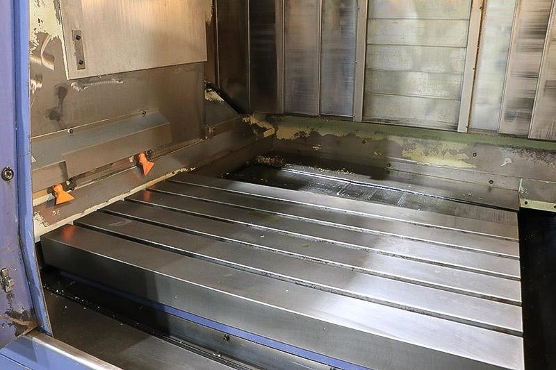 HWACHEON VERTICAL MACHINING CENTER MODEL:SIRIUS-UL