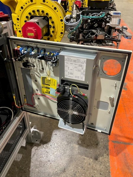 FANUC M-410IC/185 ROBOT W R-30IB PLUS CONTROLLER USED