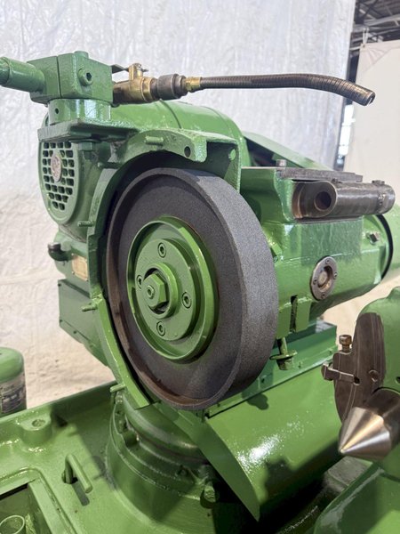 18" X 36" CINCINNATI UNIVERSAL CYLINDRICAL GRINDER. STOCK # 0779425