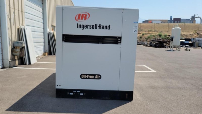 Ingersoll Rand Sierra H200 Oil-Free Rotary Screw Air Compressor, 2001
