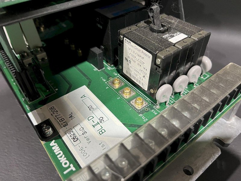 Okuma CNC AC Servo Drive Unit BLII-D3030A BLIID3030A