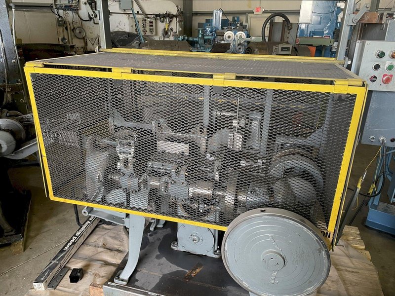 S1F NILSON FOUR SLIDE WIRE FORMING MACHINE: STOCK 10082