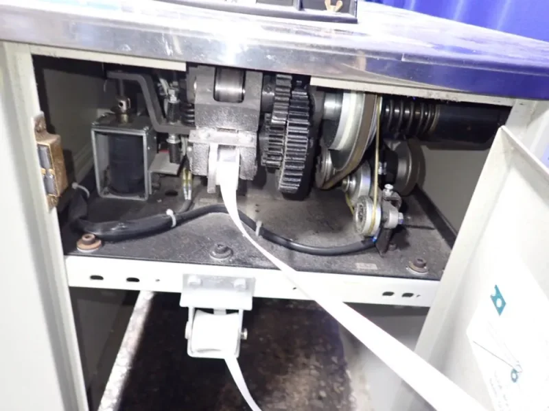 ULINE 30" X 1" STRAPPING MACHINE  -  H-959