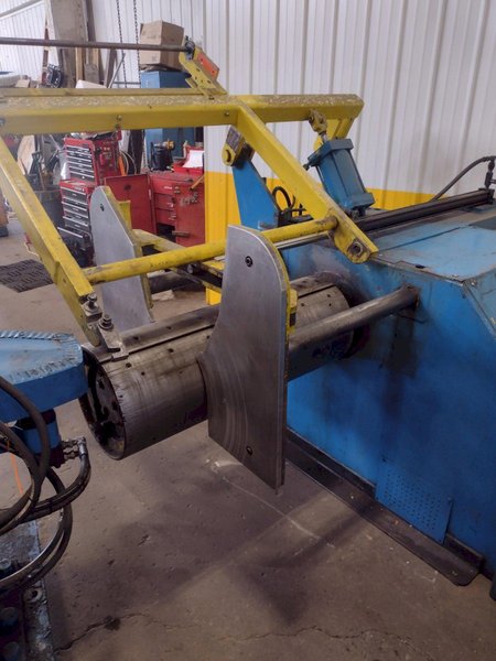 36" X 4" X 12,000 LBS YODER / STAMCO MOTORIZED SLITTING LINE STOCK #3731