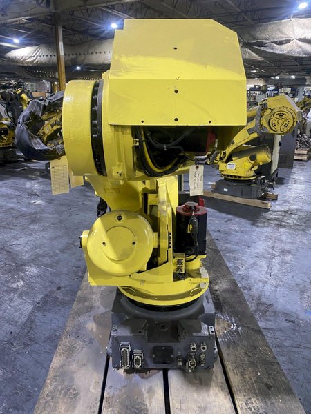 FANUC – R-2000iA/210F Robot w/ R-30iB Controls – PARTS ONLY