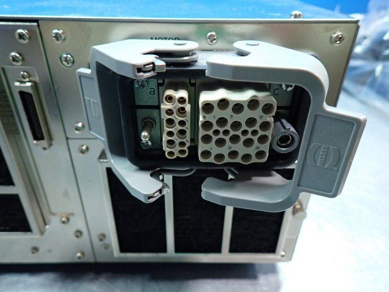 DENSO 3.25MB MEMORY ROBOT CONTROLLER UNIT  -  RC7M-VSG6BA-DN
