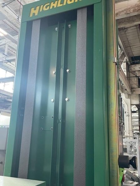 Highlight Synergy 3 Conveyorized Automatic Stretch Wrap System, 2012