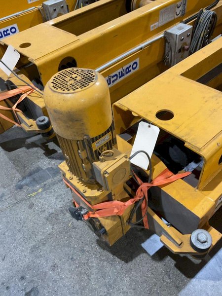 (8) 20 TON NEUERO GEDI 3277 MOBILE VEHICLE LIFTS: YOBRO #23870