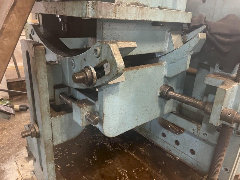 18 TON TISHKEN MODEL #COT6A4 6-WAY ADJUSTABLE CUTOFF PRESS: STOCK #15341