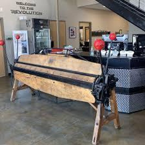 10' VINTAGE WOOD APRON BRAKE: YOBRO #25308