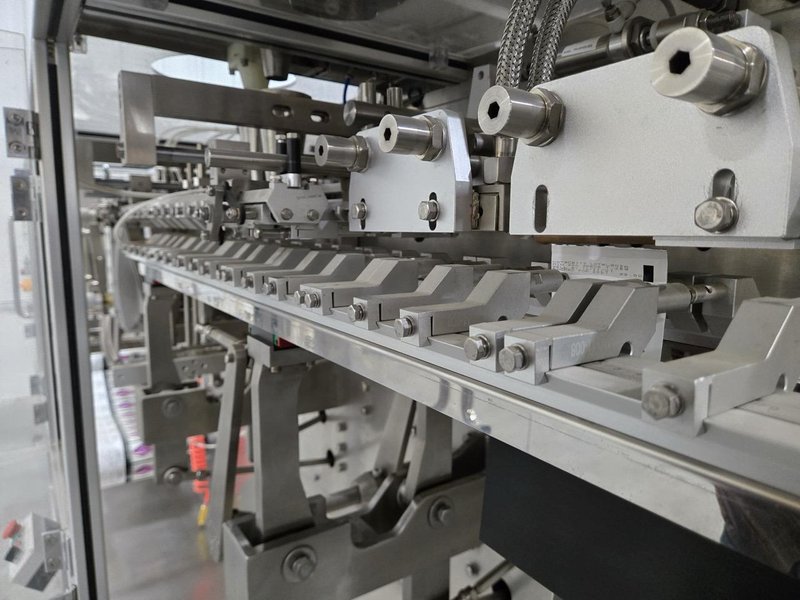 Shanghai Huacheng 180N Form Fill and Seal Machine, 2020