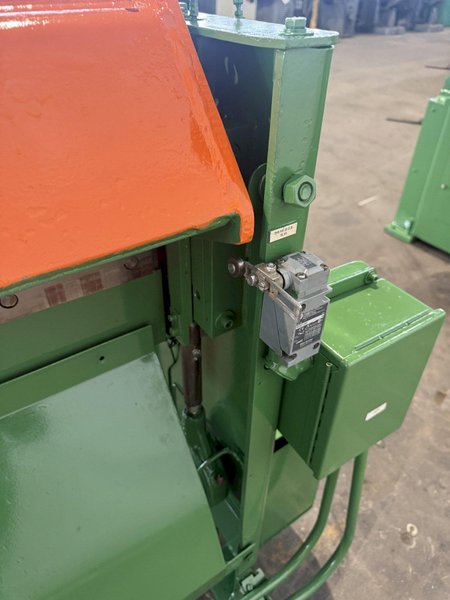 52" X 16 GA FAMCO P-152 MECHANICAL SHEAR. STOCK # 0114826