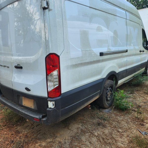 Ford E-350 W3X, 2021 – Cargo Van, 7,500 GVWR, Reliable Fleet Workhorse