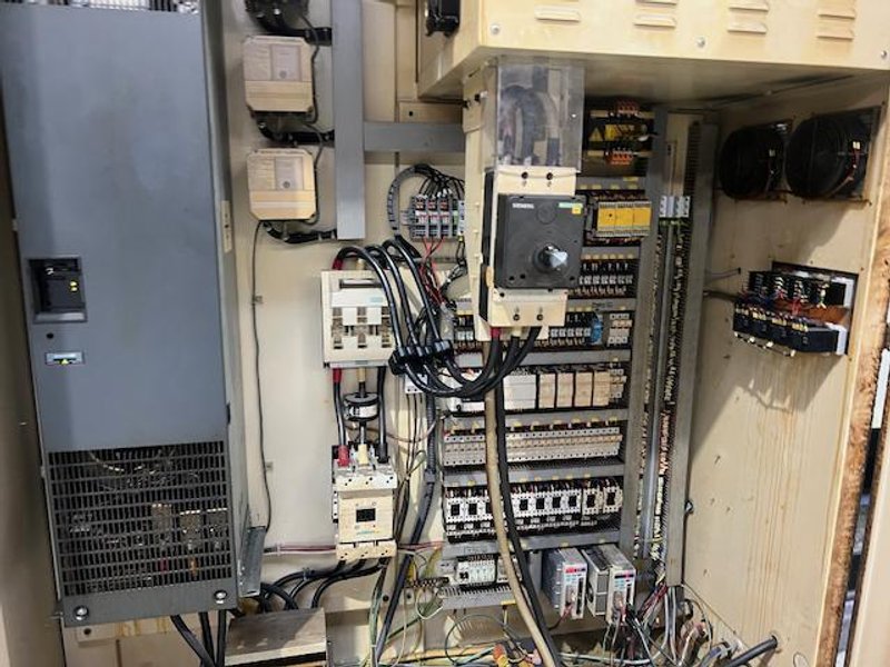 Chun-Zu Model CBP-206L Bolt Former