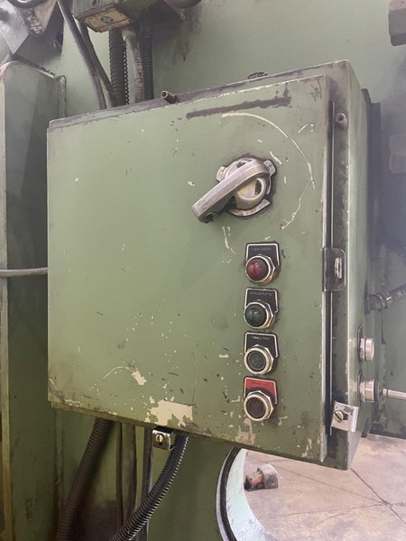 95 TON HILL ACME MODEL #6 HYDRAULIC IRONWORKER: STOCK #14712