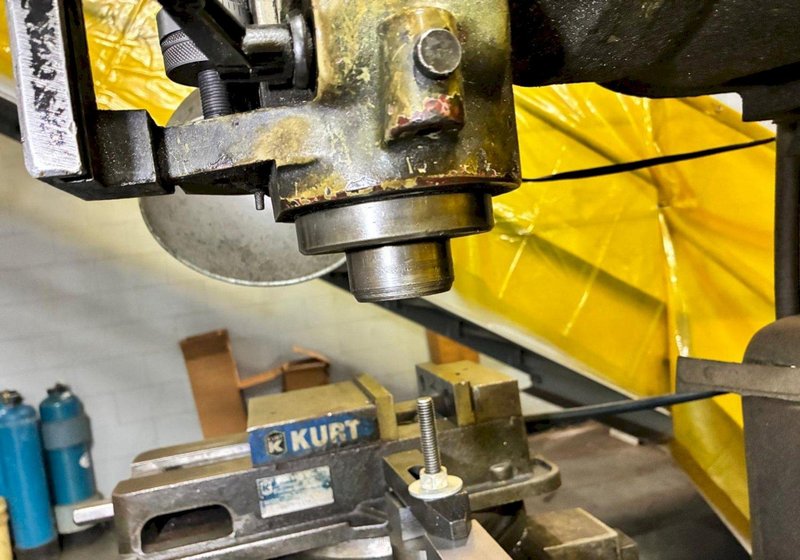 WILLIS\ MODEL #MICRO CUT 1050 CNC TRAK AGE2 CONTROL RAM TYPE MILL: YOBRO #24806