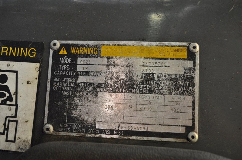 4700 LB Caterpillar LP Forklift