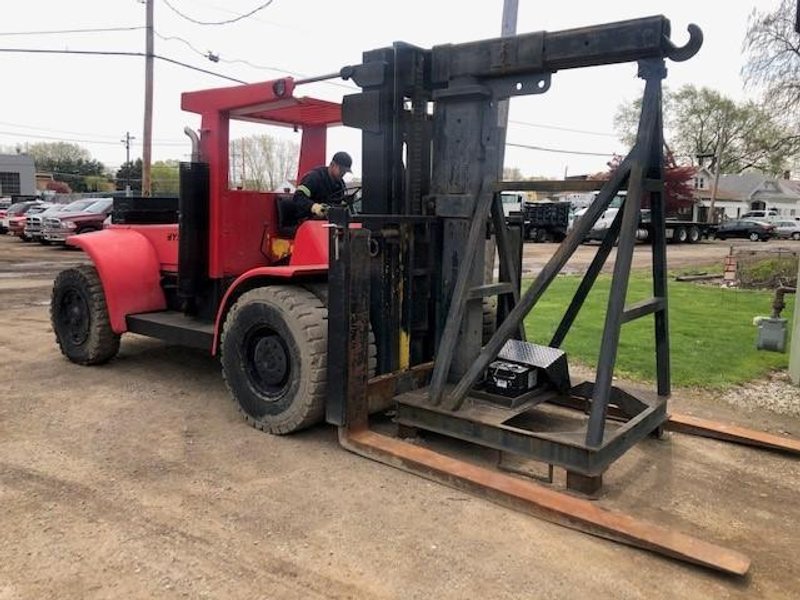 Hyster 300A Fork Lift With Rigging Boom stock #2826