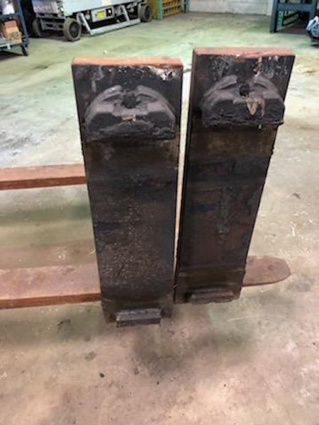 FORKS  Lumber/Plywood/Gypsum Forks 7&quot; Wide x 43&quot; Long STOCK# 2115