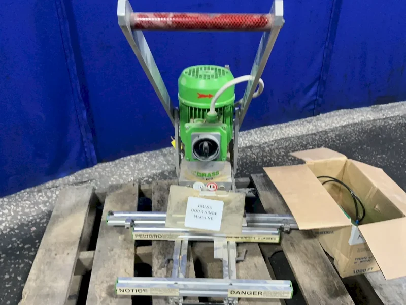 GRASS PNEUMATIC ECO PRESS HINGE MACHINE  -  PRESS-H
