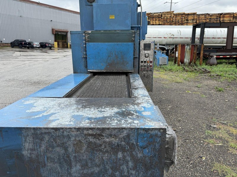 Grieve model belt conveyor core oven rated at 200 degree f, 460 volt, 20 kw, s/n 650167, 232" center belt, 15" tall opening, 24" belt, 1.16 ft/min.