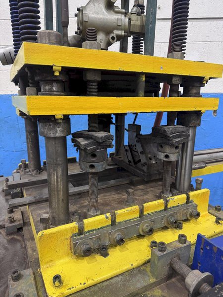 15 TON AIRAM PNEUMATIC 4 POST CUTOFF PRESS: STOCK #79286