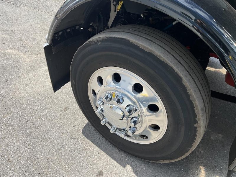 2023 Peterbilt 389 1XPXD49X5PD858396