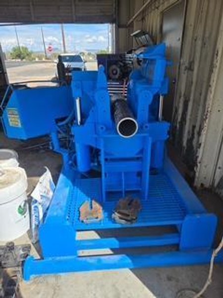 8&quot; OPI (OILFIELD PRODUCTS) MODEL #BU-63 HYDRAULIC MAKE-UP &amp; BREAK-OUT PIPE/TUBE MACHINE: STOCK #24492