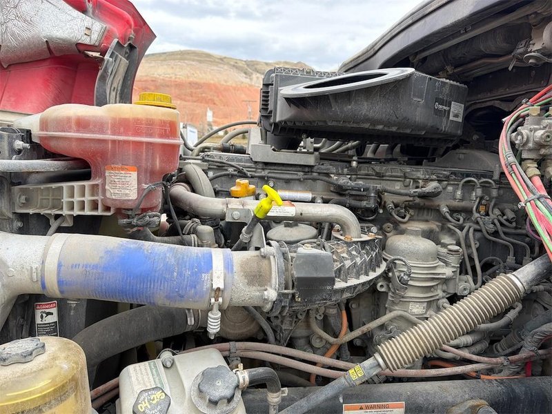 2020 Freightliner Cascadia 1FUJHHDV1LLLC1683