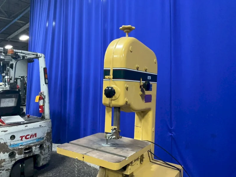POWERMATIC 14" VERTICAL BAND SAW  -  143