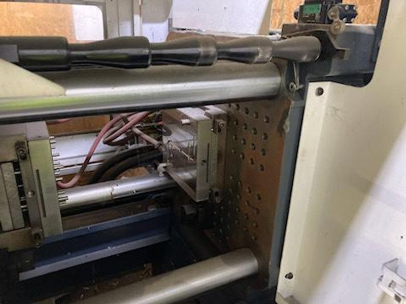 90 Ton 9.6oz Capacity Milacron MTS 90 Injection Molding Machine, 2015