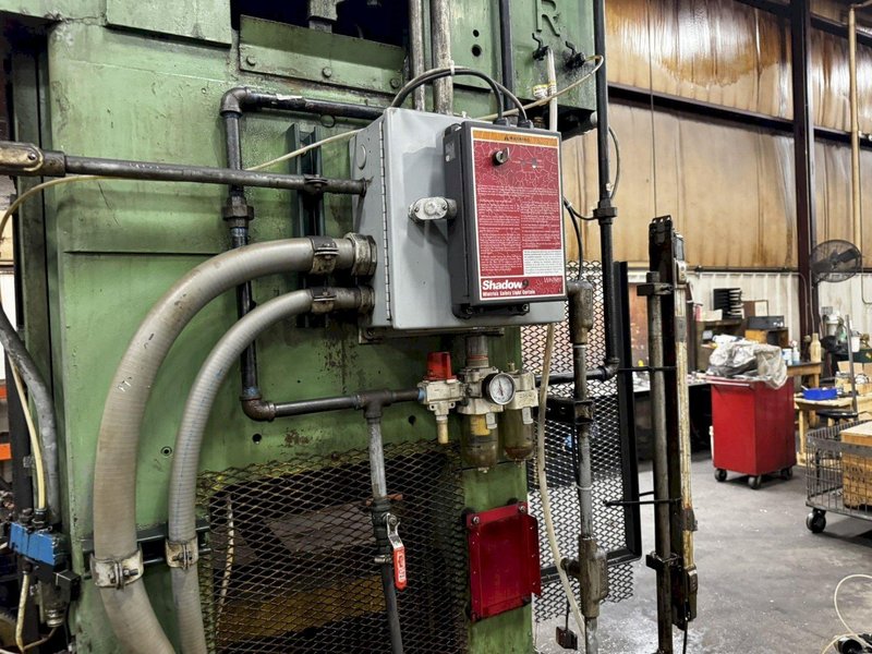 75 TON MINSTER P2-75-42 PIECE MAKER STRAIGHT SIDE HIGH SPEED PRESS. STOCK # 0882925