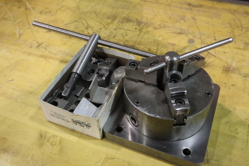 6" 3-Jaw Chuck with Base Plate, Wrenches, Extra Jaws- Auction Item