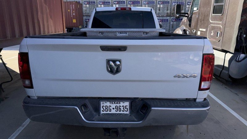 2017 Ram 3500 SRW Crew Cab Pickup – 4×4 Heavy Duty Truck, Cummins Diesel, Long Bed, Single Rear Wheel, Towing Package