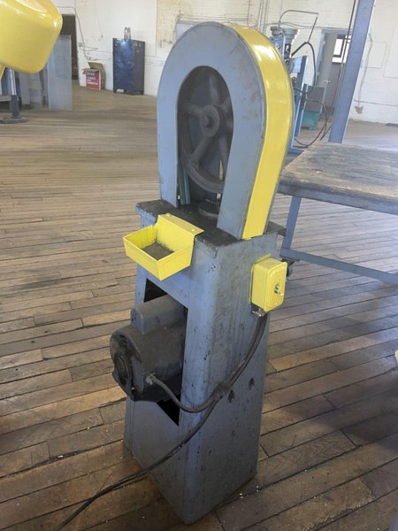 RUOFF POWER NOTCHER: YOBRO #24392