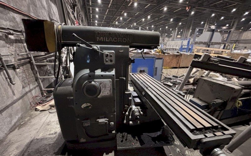 16" CINCINNATI MILACRON MODEL #LL 415-16 PLAIN DIAL TYPE MILL: YOBRO #24825