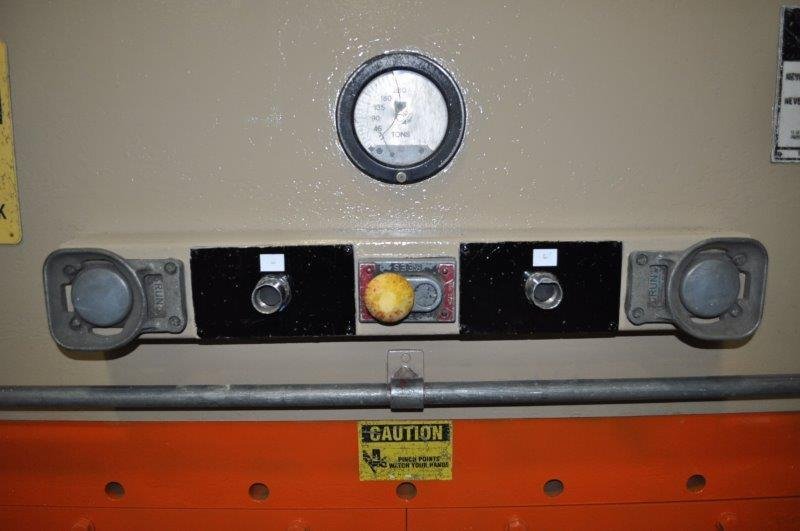 230 Ton x 12' Niagara Press Brake