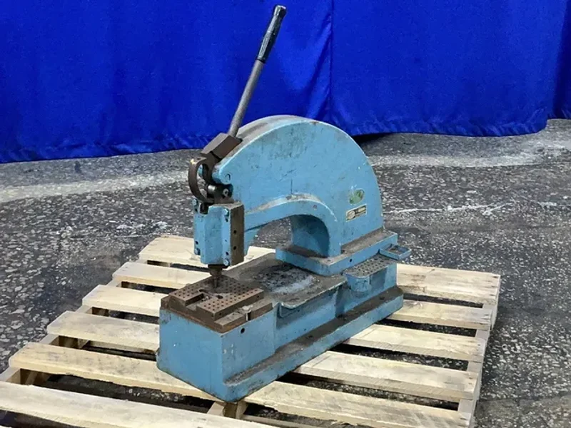 Manual Punch Press Di-acro - 2