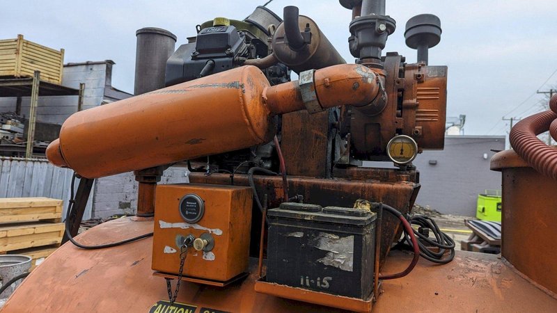 Motrec G-660 Electric Waste Oil Pump Truck, 2012 – 500 Gallon Capacity, ~3500 HRS