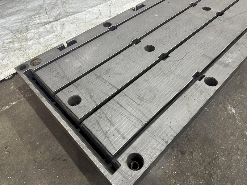 4&#039; X 9&#039; X 7&quot; MIDLAND ROSS T SLOTTED FLOOR PLATES: STOCK #77473