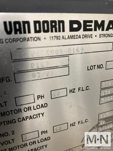 1100 TON 139 OZ VAN DORN MODEL 1100-6800 CALIBER INJECTION MOLDING MACHINE MFG 2001