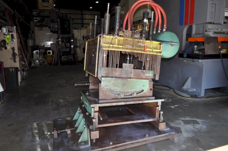 60 TON AIR RAM CUT-OFF PRESS WITH ADJUSTABLE TILT BASE
