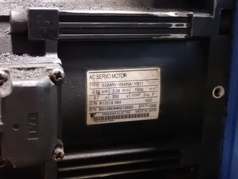 MOTOMAN / YASKAWA ELECTRIC 2.0KVA ROBOT  -  MH6