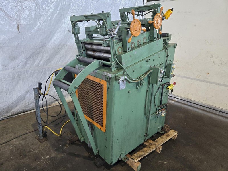 20" X .175" ROWE C-20 POWERED STRAIGHTENER. STOCK # 1004825